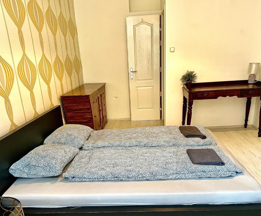 L8 Guesthouse Budapest Luaran gambar